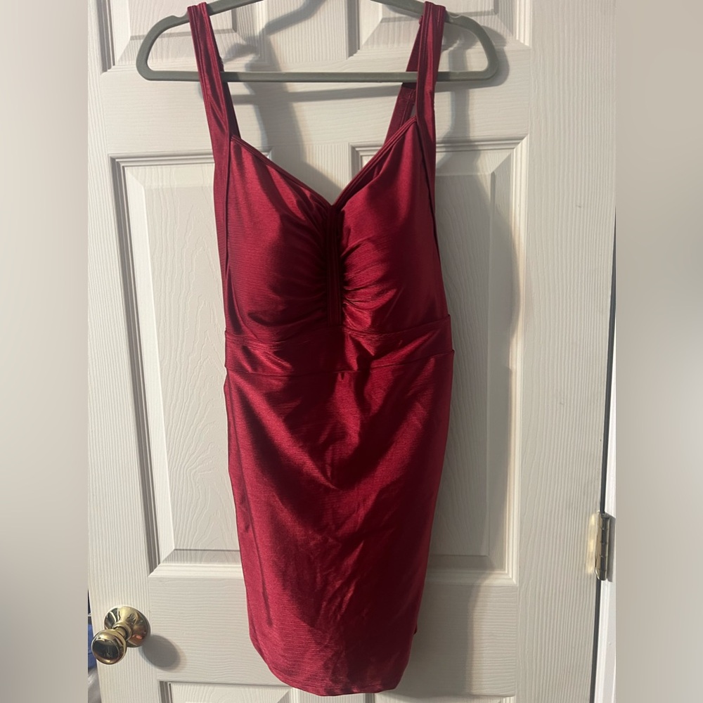 NWT Bloomchic red cross back one piece swimdress size 26